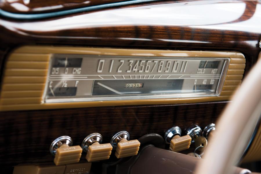 Панель приборов Packard 120 Station Wagon by Hercules (1901-1493) 1941 года  (фото 5 из 27)